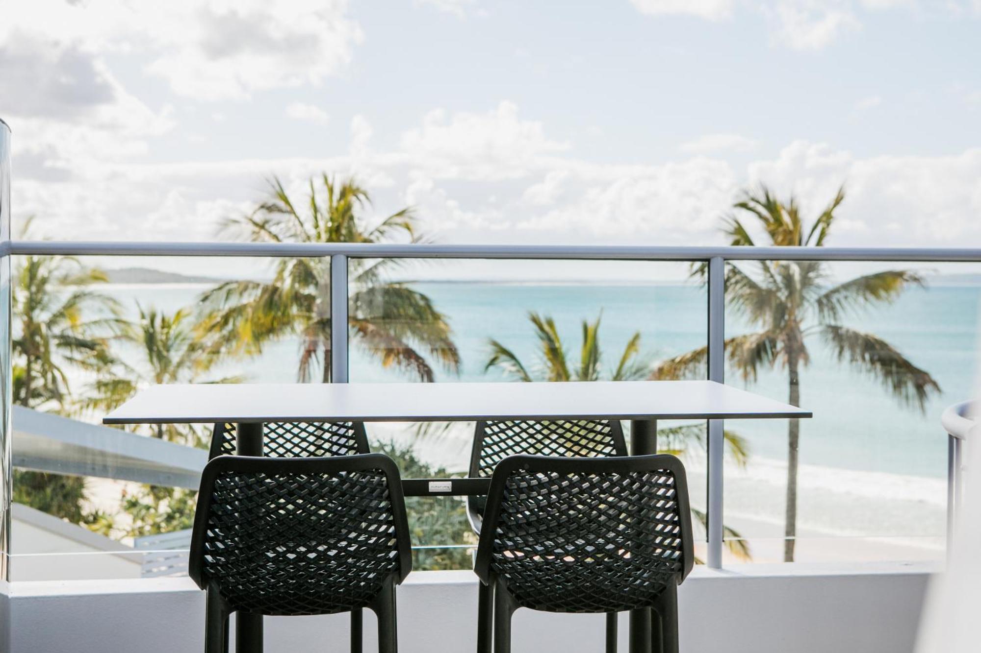 On The Beach Noosa Resort Esterno foto